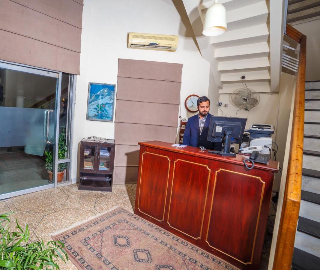 Vip House Otel Peşaver Dış mekan fotoğraf