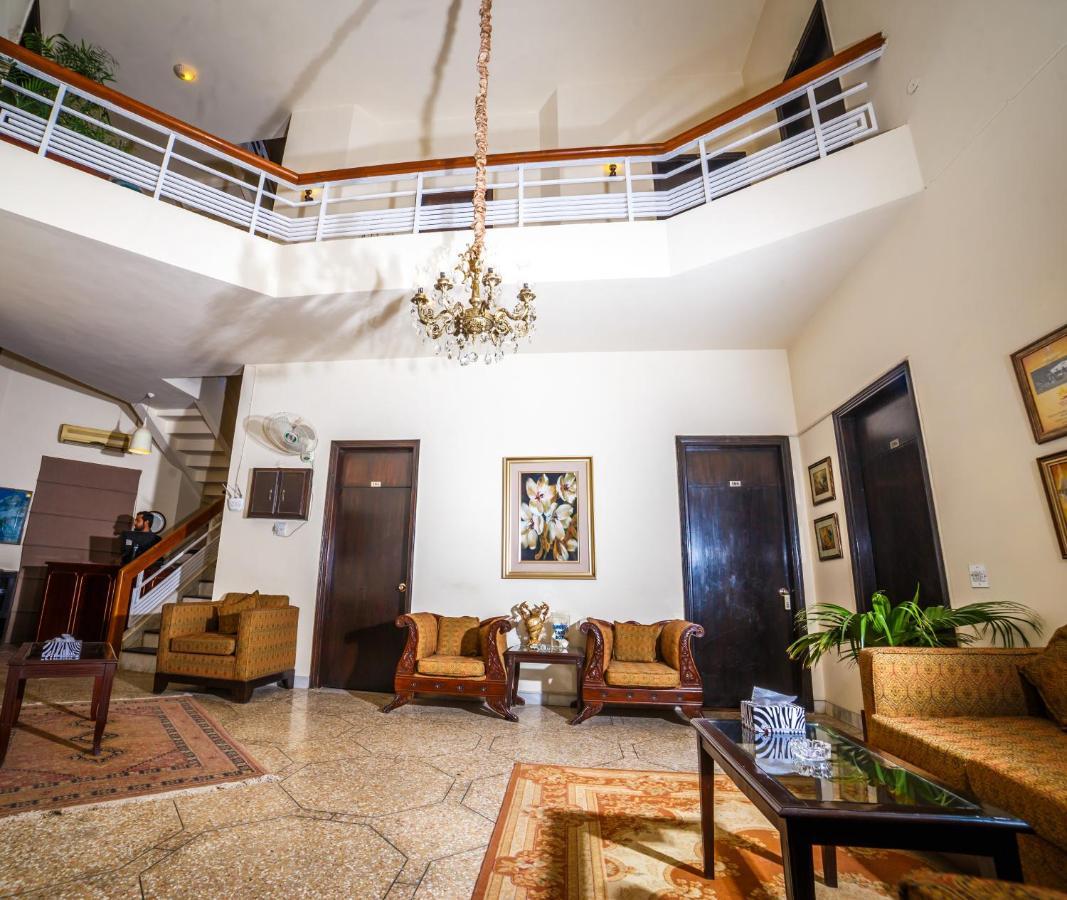 Vip House Otel Peşaver Dış mekan fotoğraf