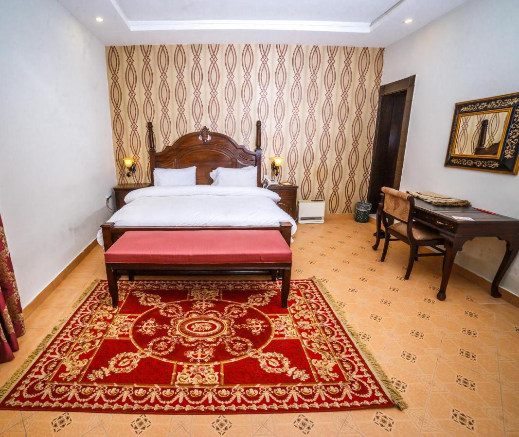 Vip House Otel Peşaver Dış mekan fotoğraf