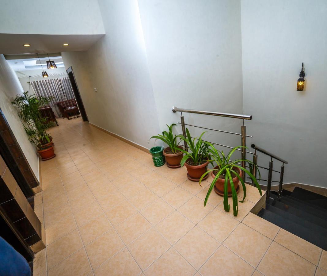 Vip House Otel Peşaver Dış mekan fotoğraf