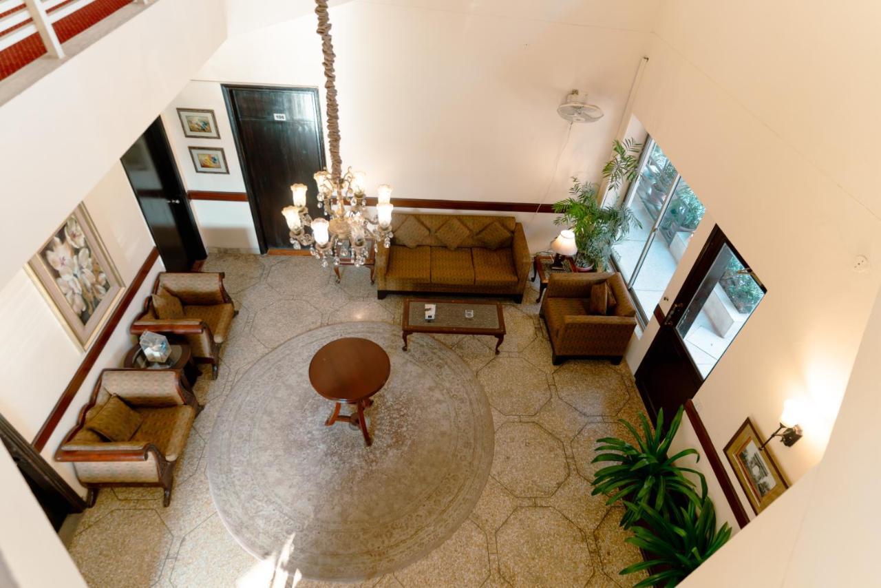 Vip House Otel Peşaver Dış mekan fotoğraf